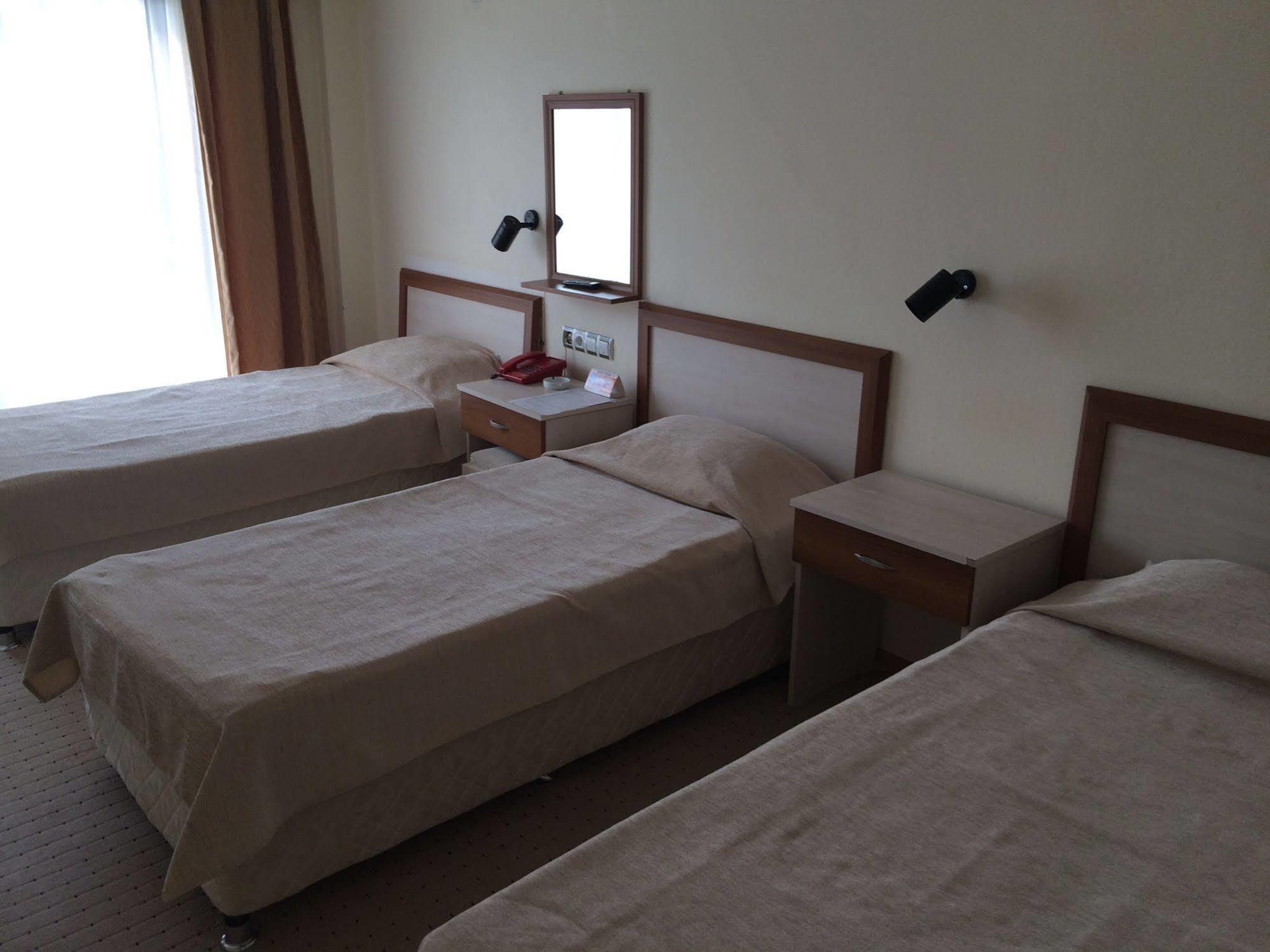 Saturn Hotel Kusadası Zewnętrze zdjęcie