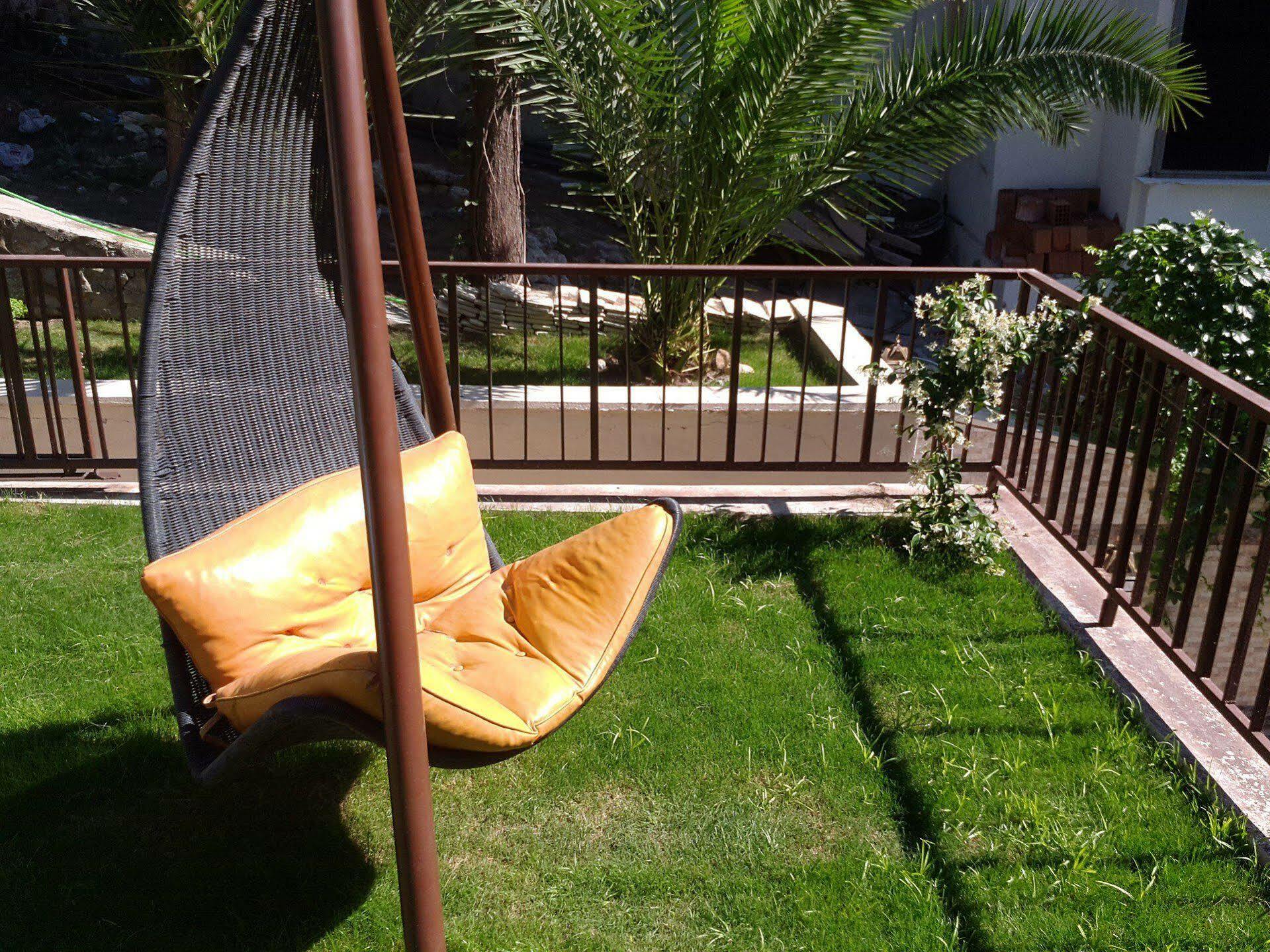 Saturn Hotel Kusadası Zewnętrze zdjęcie